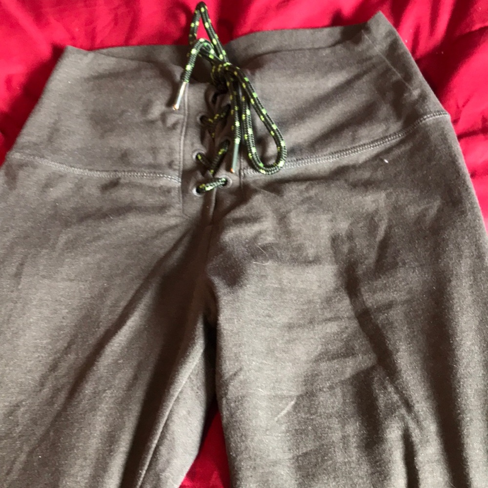 Green leggings